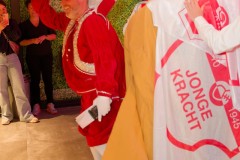 2025-02-14-20-27-03_web