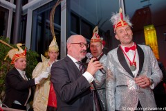 2025-02-16-19-38-26_web