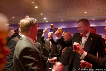2025-11-11-10-07-28_web