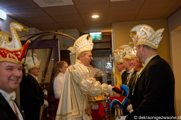 2_2025-12-13-19-17-23_web