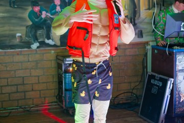 2026-02-06-18-52-48_web