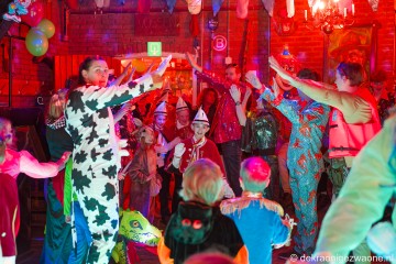 2026-02-06-18-53-51_web