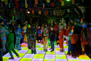 2026-02-06-19-04-58_web